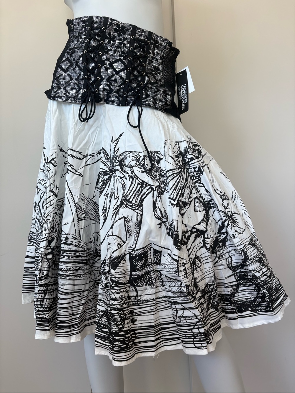 Save the Queen Lace-Up Skirt